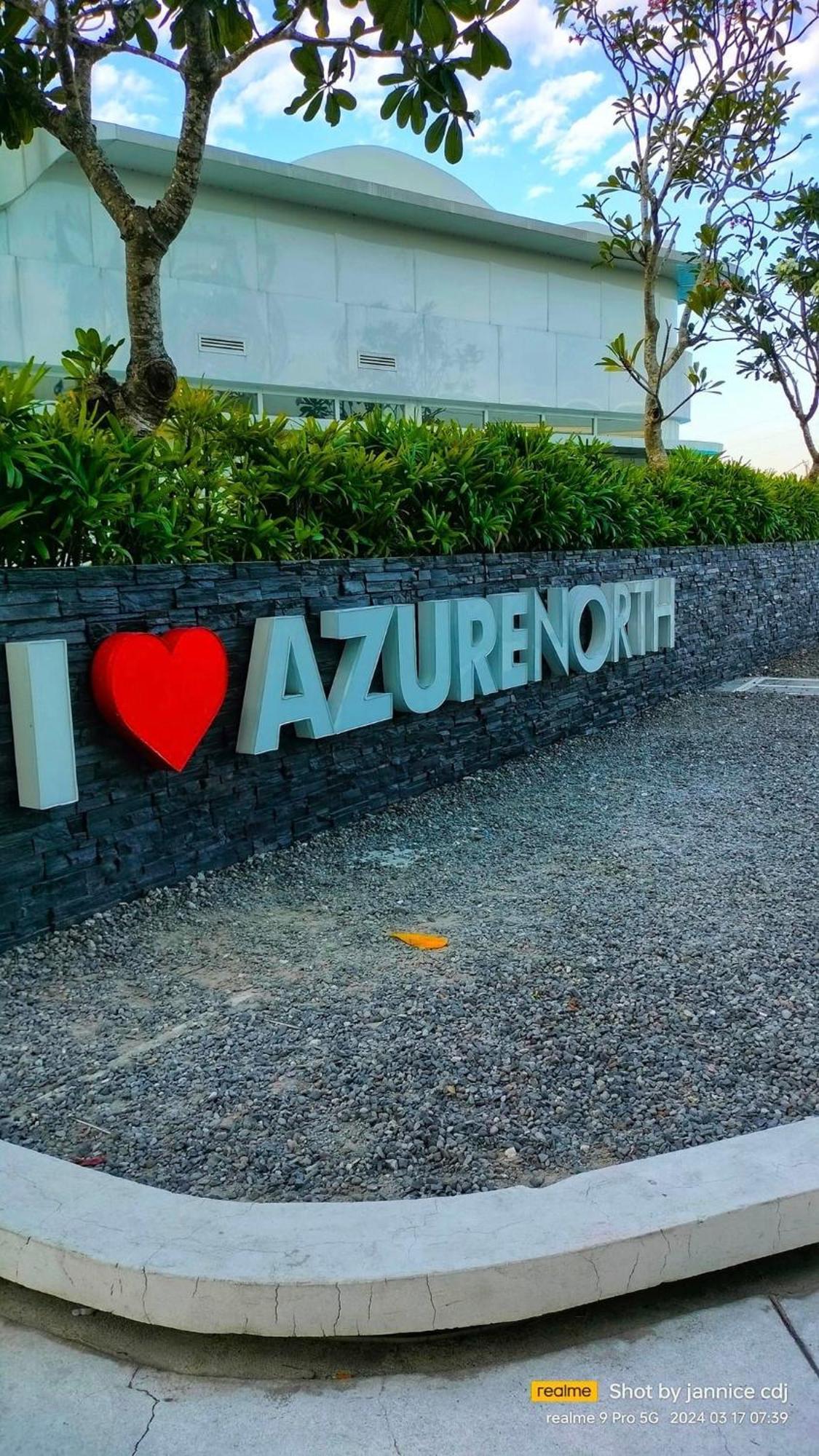 Aparthotel The Aces Crib At Azure North Pampanga Extérieur photo