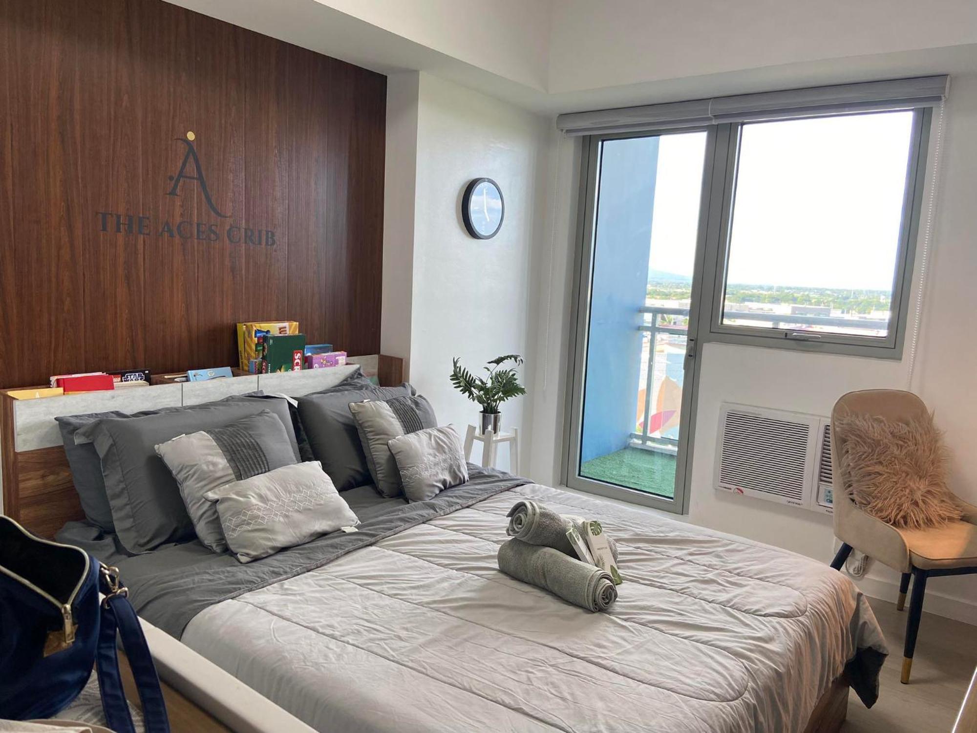 Aparthotel The Aces Crib At Azure North Pampanga Extérieur photo